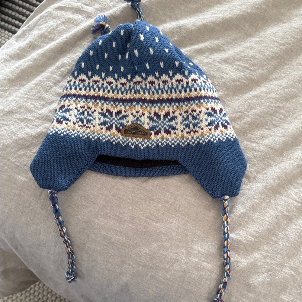 KOOTENNAY Knitting Co 100% Pure wool Beanie Fair Isle Hat.